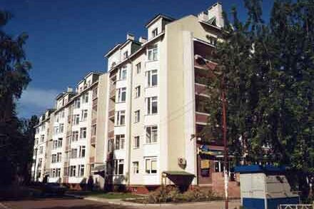 Бровари, вул.Короленка, 57