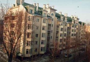 Бровари, вул.Короленка, 57